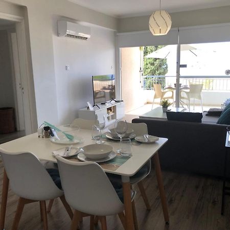 Kings Palace - Modern And Stylish 1 Bedroom Apartment Paphos Exterior photo