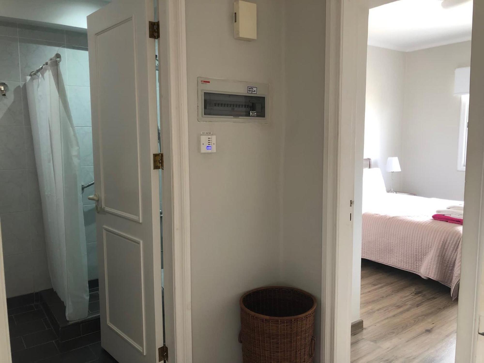 Kings Palace - Modern And Stylish 1 Bedroom Apartment Paphos Exterior photo