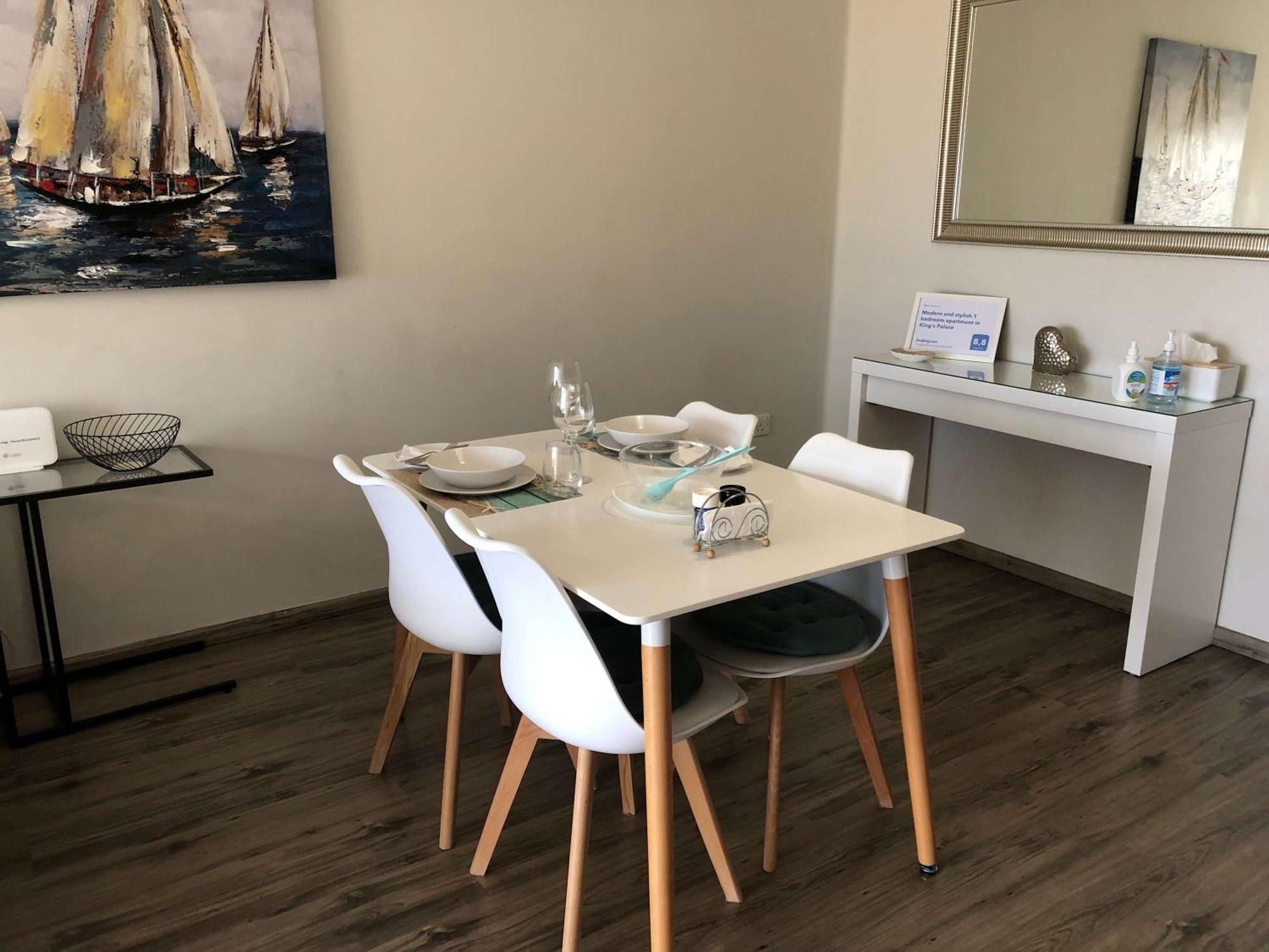 Kings Palace - Modern And Stylish 1 Bedroom Apartment Paphos Exterior photo